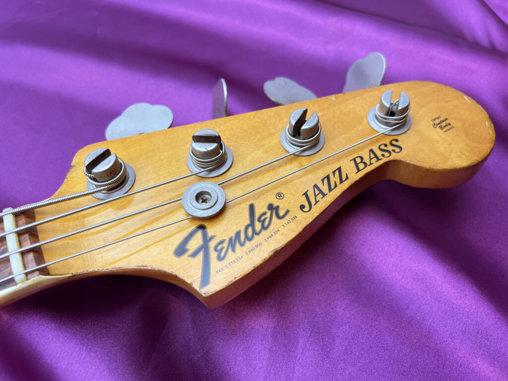 神奈川県相模原市より、Fender 1971 Jazz Bass ビンテージベースを買取
